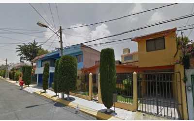 Home For Sale in Naucalpan De Juarez, Mexico