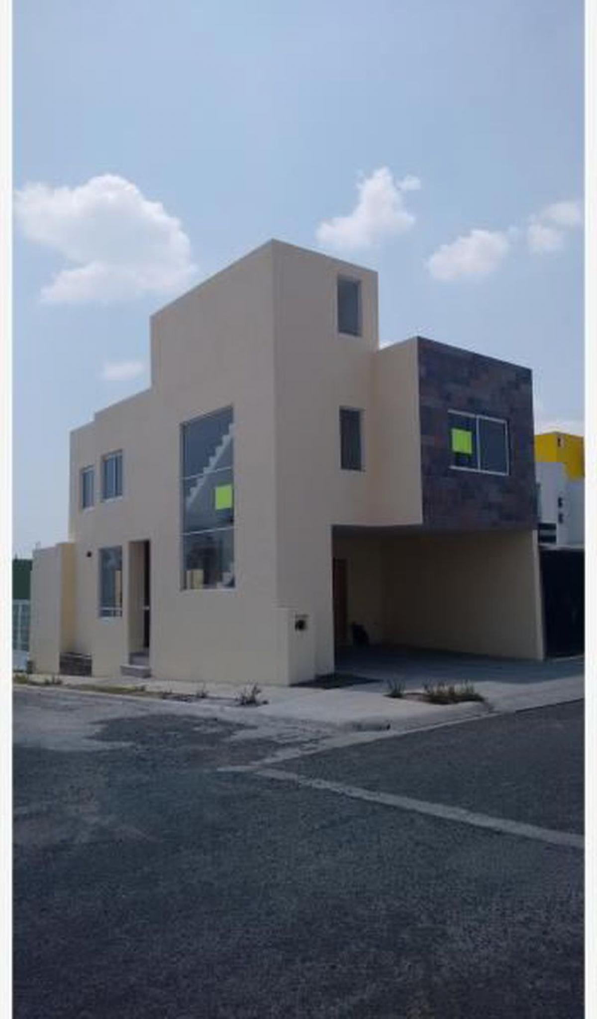 Picture of Home For Sale in Corregidora, Queretaro, Mexico