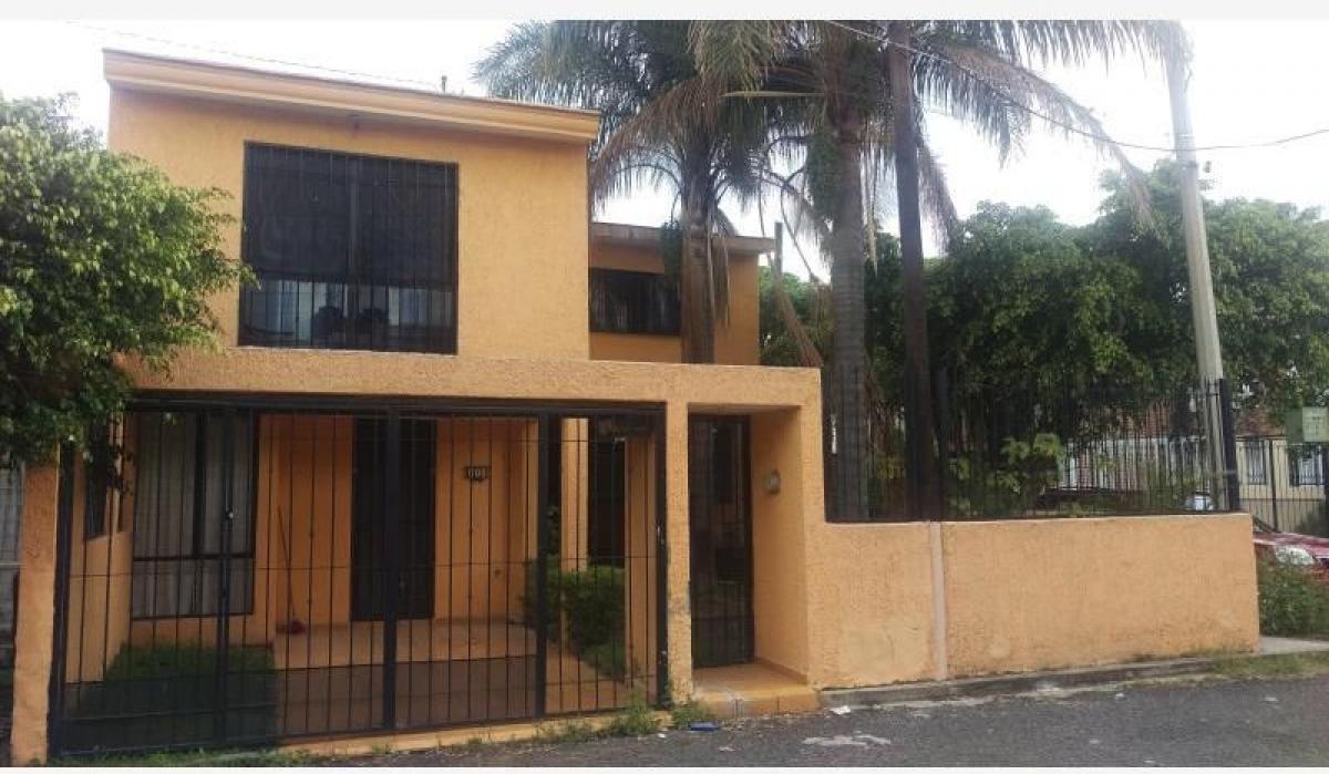 Picture of Home For Sale in San Pedro Tlaquepaque, Jalisco, Mexico