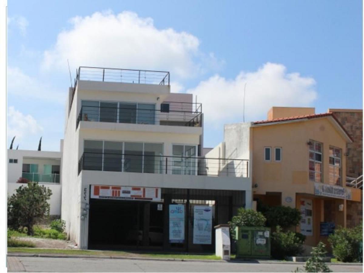 Picture of Apartment Building For Sale in Queretaro, Queretaro, Mexico