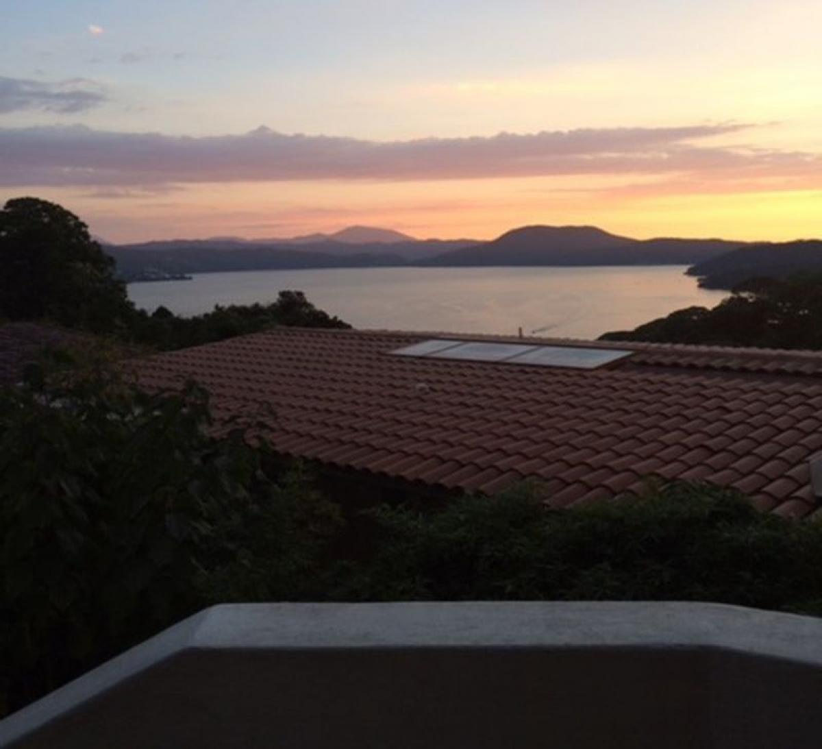 Picture of Home For Sale in Valle De Bravo, Mexico, Mexico