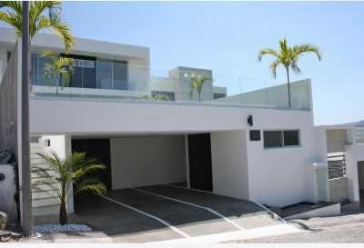 Home For Sale in Morelos, Mexico