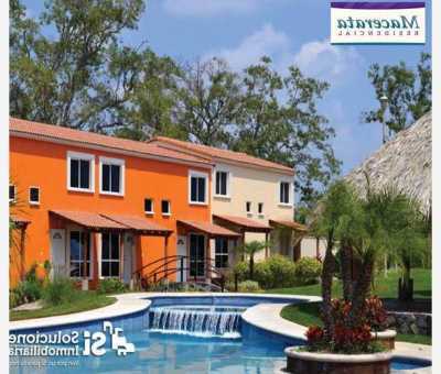 Home For Sale in Tlaltizapan De Zapata, Mexico