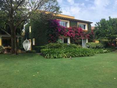 Home For Sale in Estado De Mexico, Mexico