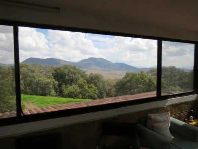 Home For Sale in Amealco De Bonfil, Mexico