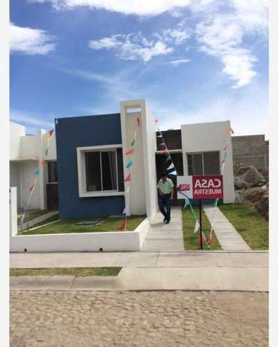 Home For Sale in Villa De Ãlvarez, Mexico