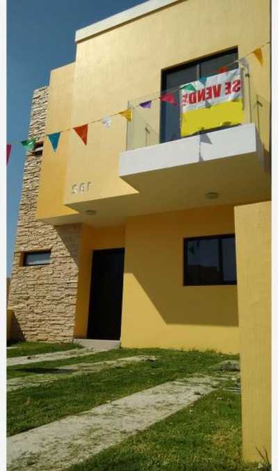 Home For Sale in Tlajomulco De Zuniga, Mexico