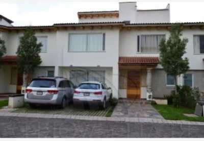 Home For Sale in Lerma, Mexico