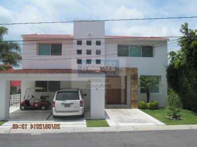 Home For Sale in Atlatlahucan, Mexico