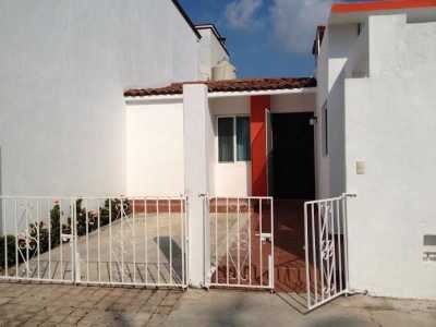 Home For Sale in Zihuatanejo De Azueta, Mexico