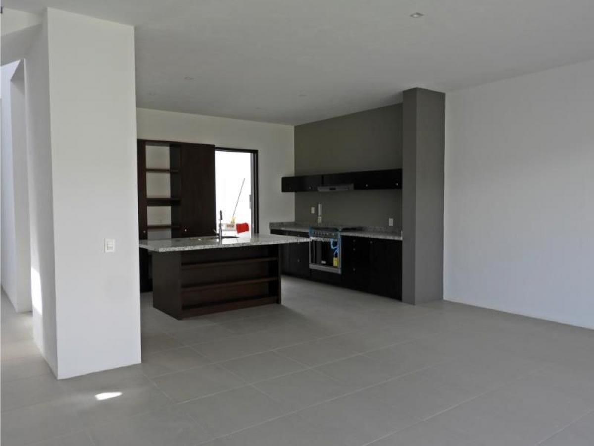 Picture of Home For Sale in Jalisco, Jalisco, Mexico