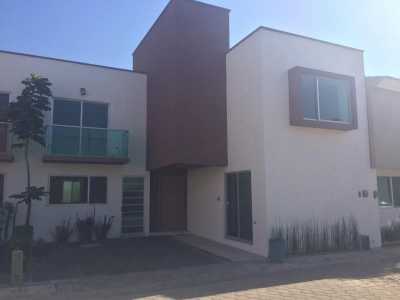 Home For Sale in Cuautlancingo, Mexico