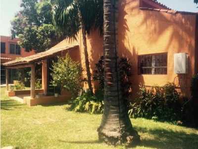 Home For Sale in Zihuatanejo De Azueta, Mexico