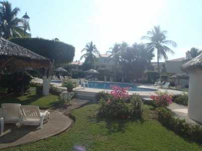 Home For Sale in Zihuatanejo De Azueta, Mexico