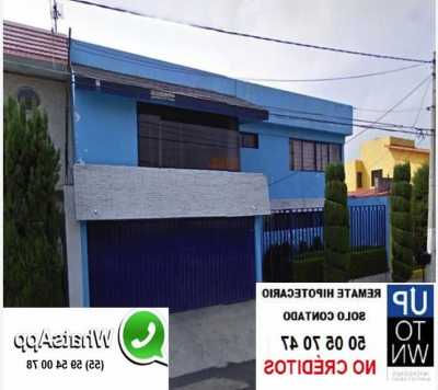 Home For Sale in Naucalpan De Juarez, Mexico