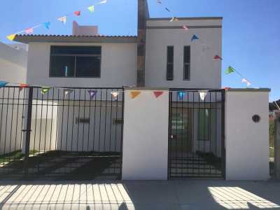 Home For Sale in Ixtapan De La Sal, Mexico