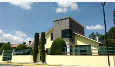 Home For Sale in Metepec, Mexico