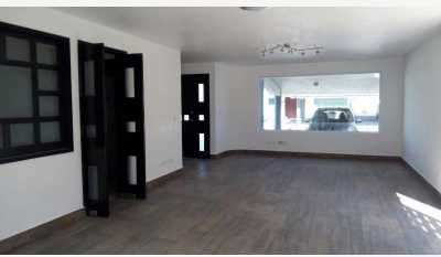 Home For Sale in Metepec, Mexico