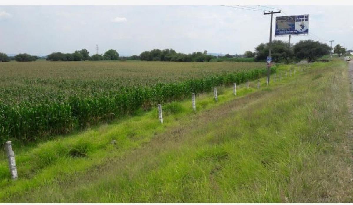 Picture of Residential Land For Sale in Pedro Escobedo, Queretaro, Mexico