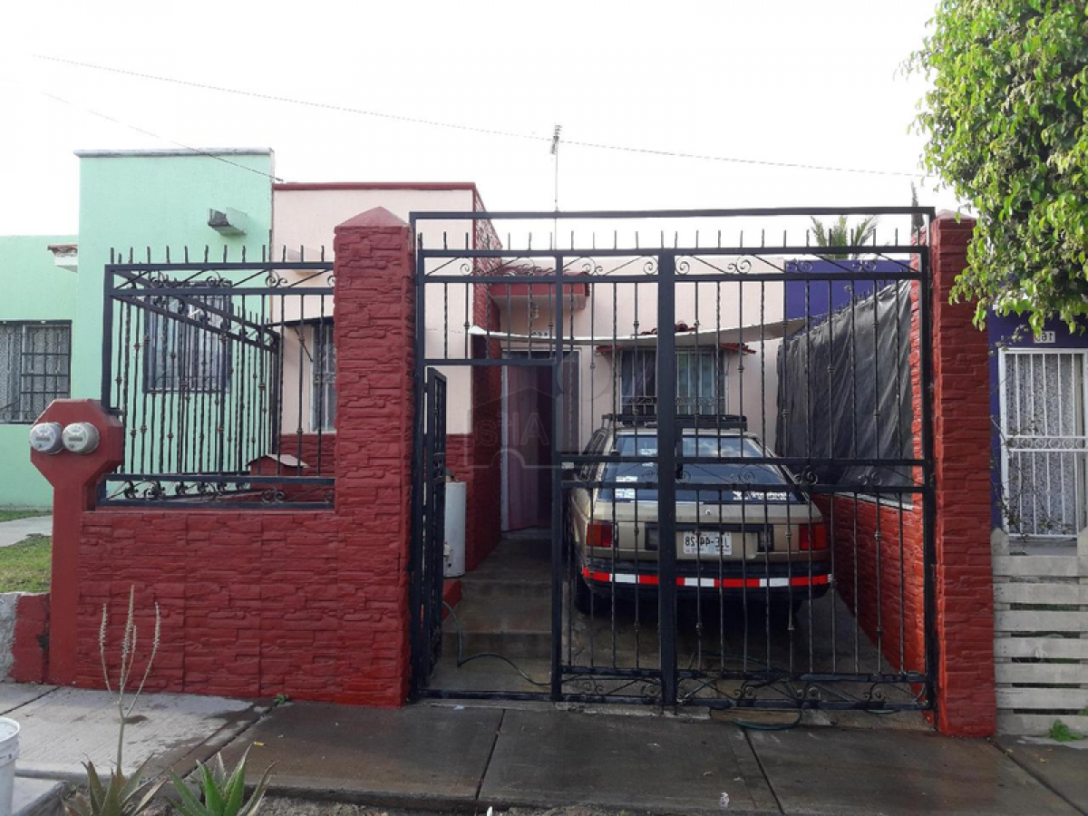 Picture of Home For Sale in Tlajomulco De Zuniga, Jalisco, Mexico