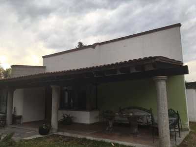 Home For Sale in Apaseo El Grande, Mexico
