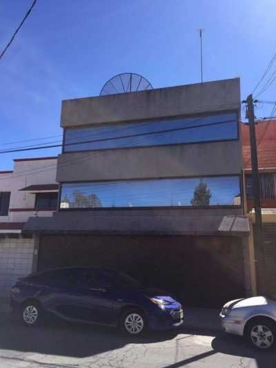 Apartment Building For Sale in Hidalgo, Mexico