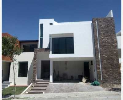 Home For Sale in Puebla, Mexico