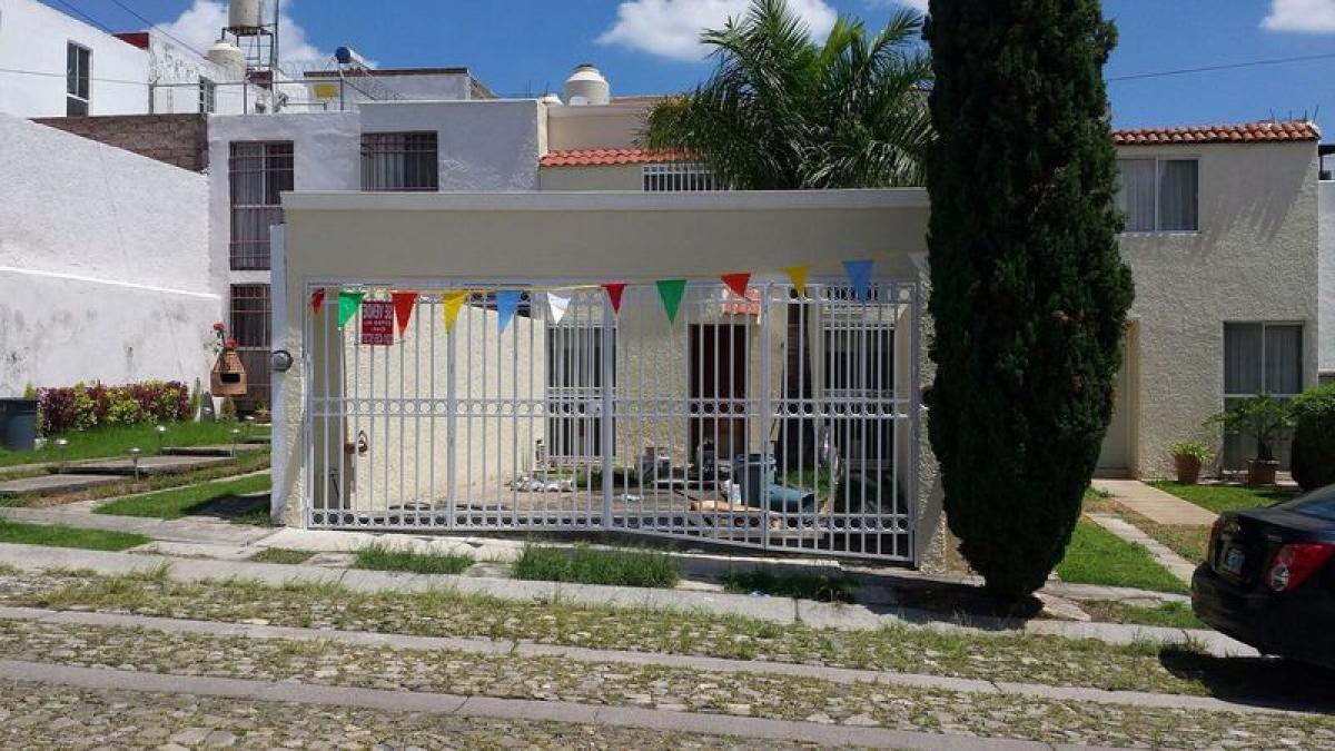 Picture of Home For Sale in Tlajomulco De Zuniga, Jalisco, Mexico