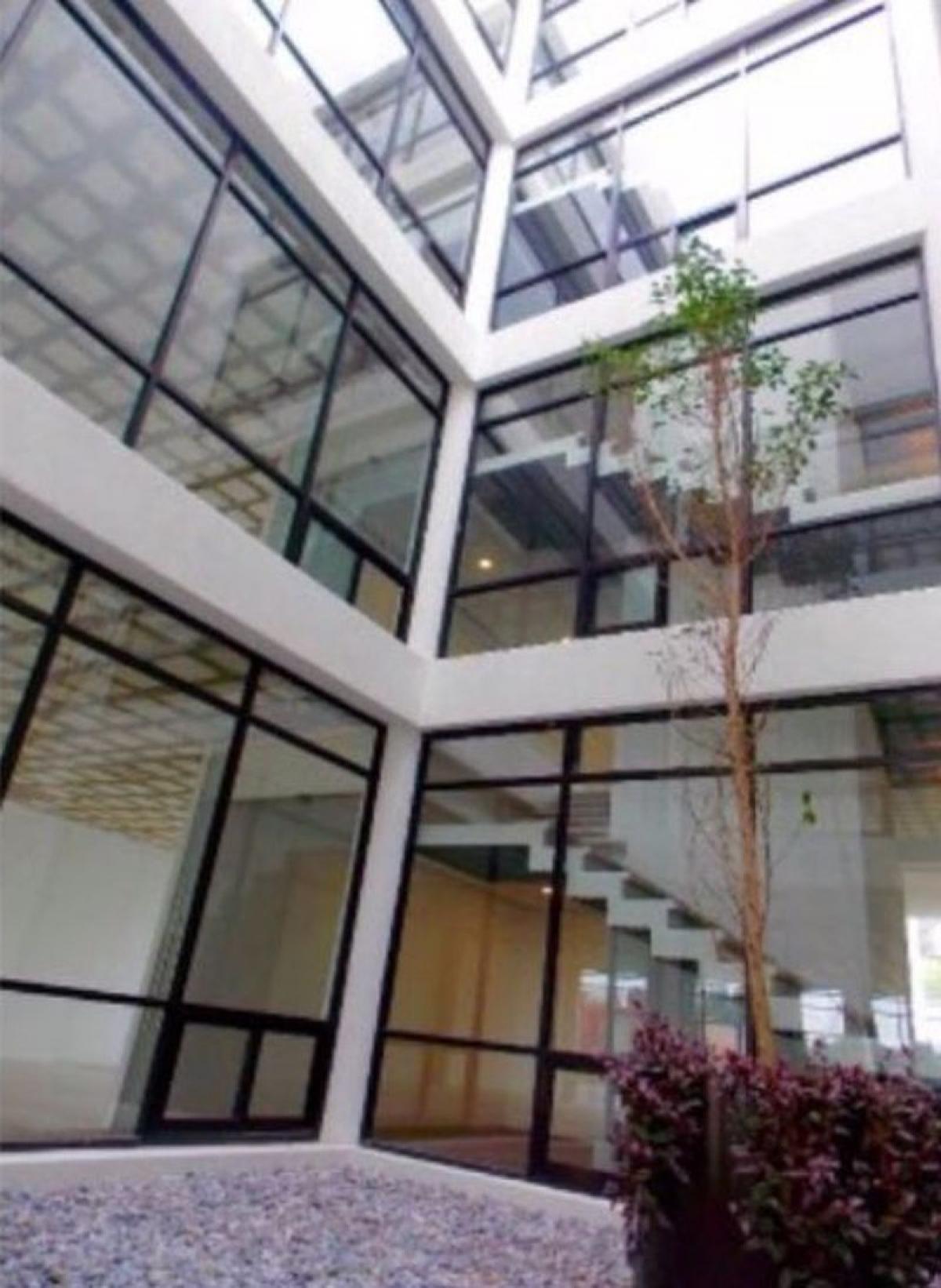 Picture of Apartment Building For Sale in Queretaro, Queretaro, Mexico