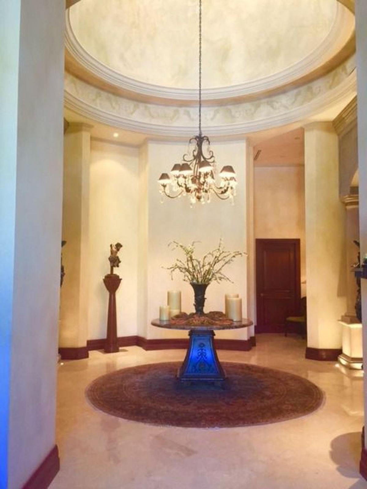 Picture of Home For Sale in San Pedro Garza Garcia, Nuevo Leon, Mexico