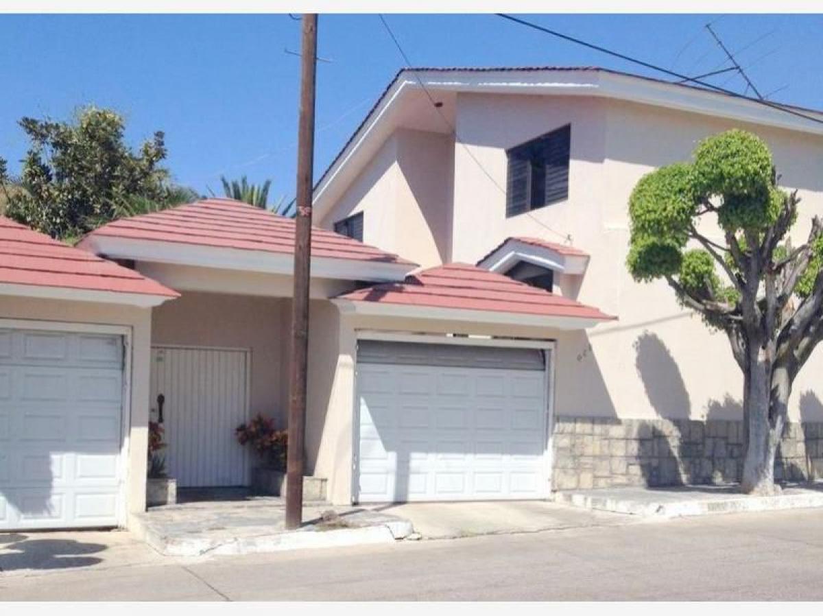 Picture of Home For Sale in El Salto, Jalisco, Mexico