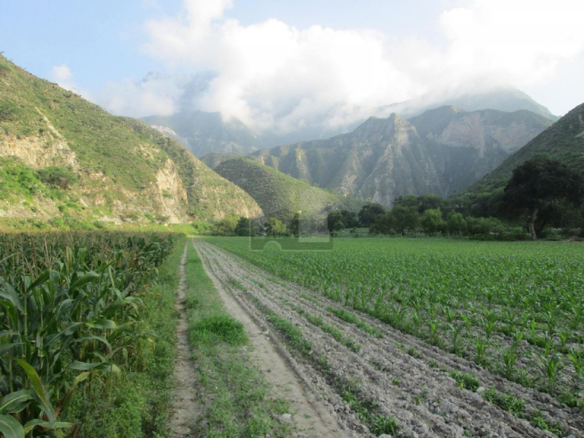 Picture of Residential Land For Sale in Cadereyta De Montes, Queretaro, Mexico