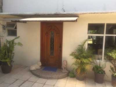 Home For Sale in Iztapalapa, Mexico