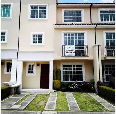 Home For Sale in Toluca, Mexico