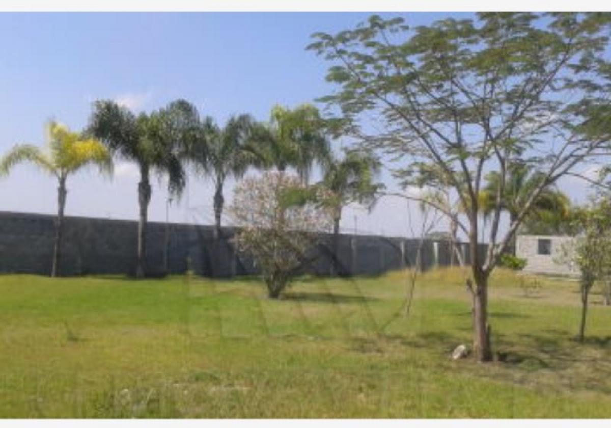 Picture of Home For Sale in Cadereyta Jimenez, Nuevo Leon, Mexico