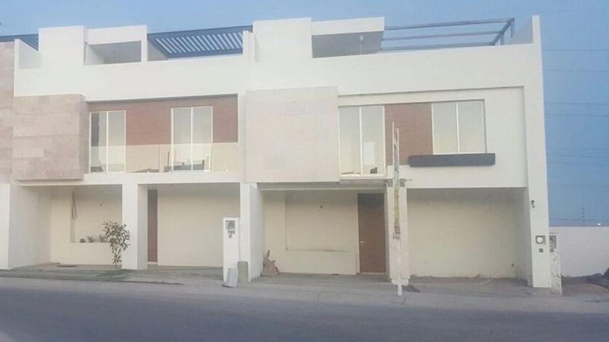 Picture of Home For Sale in San Luis Potosi, San Luis Potosi, Mexico