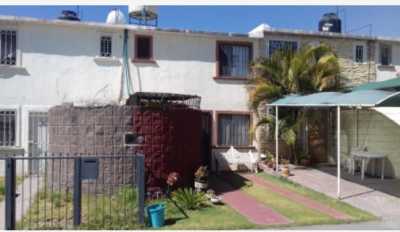 Home For Sale in Tlajomulco De Zuniga, Mexico