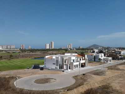 Apartment For Sale in Sinaloa, Mexico