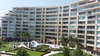 Apartment For Sale in Bahia De Banderas, Mexico