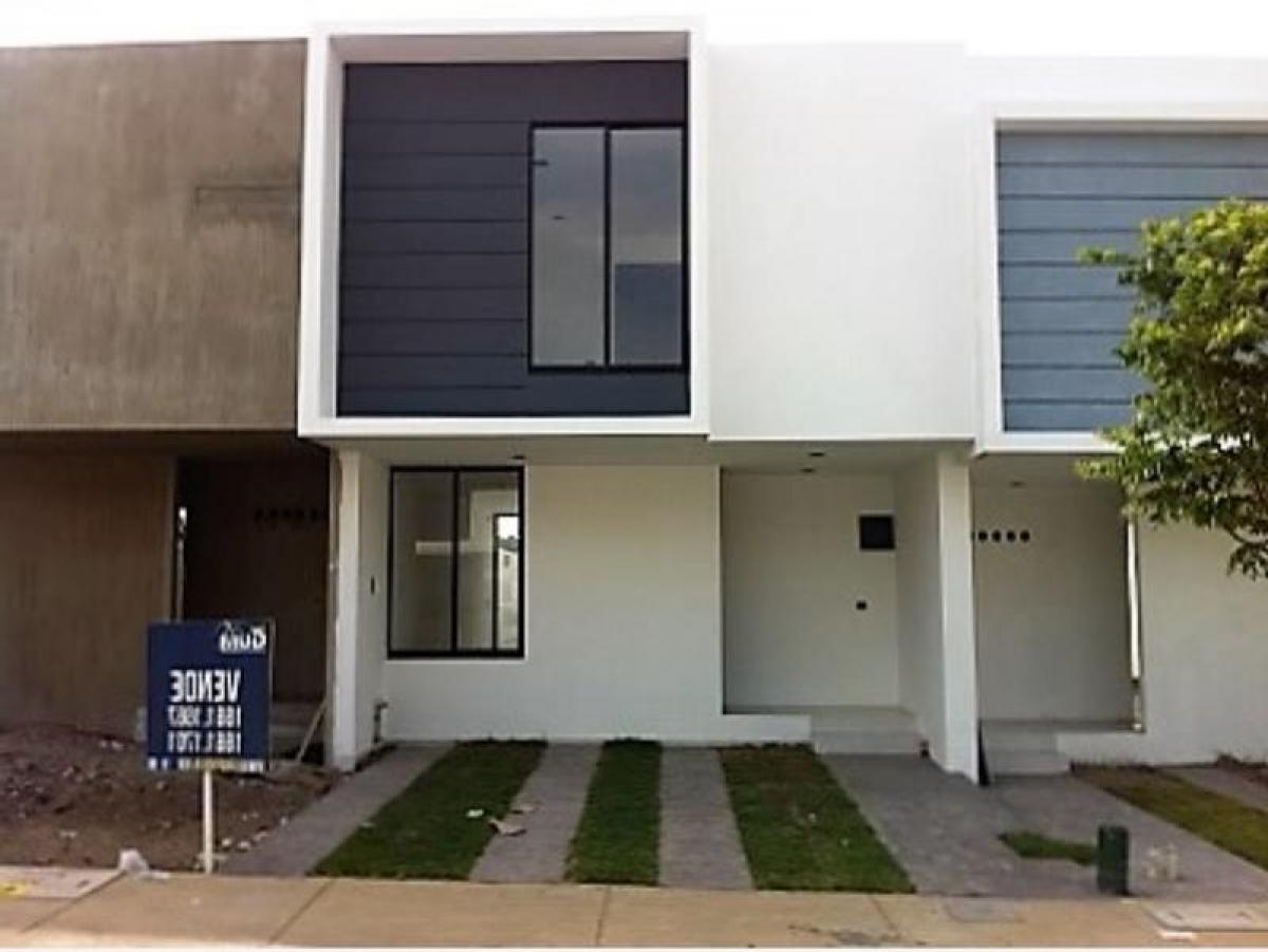 Picture of Home For Sale in Tlajomulco De Zuniga, Jalisco, Mexico