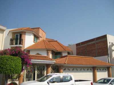 Home For Sale in Leon, Mexico