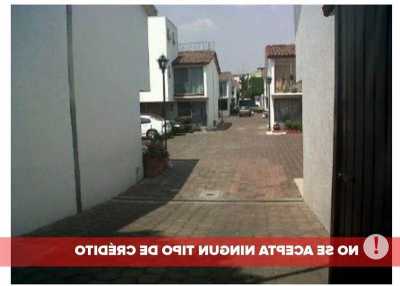 Home For Sale in Xochimilco, Mexico