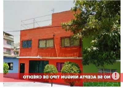 Home For Sale in Iztacalco, Mexico