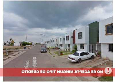 Home For Sale in Culiacan, Mexico