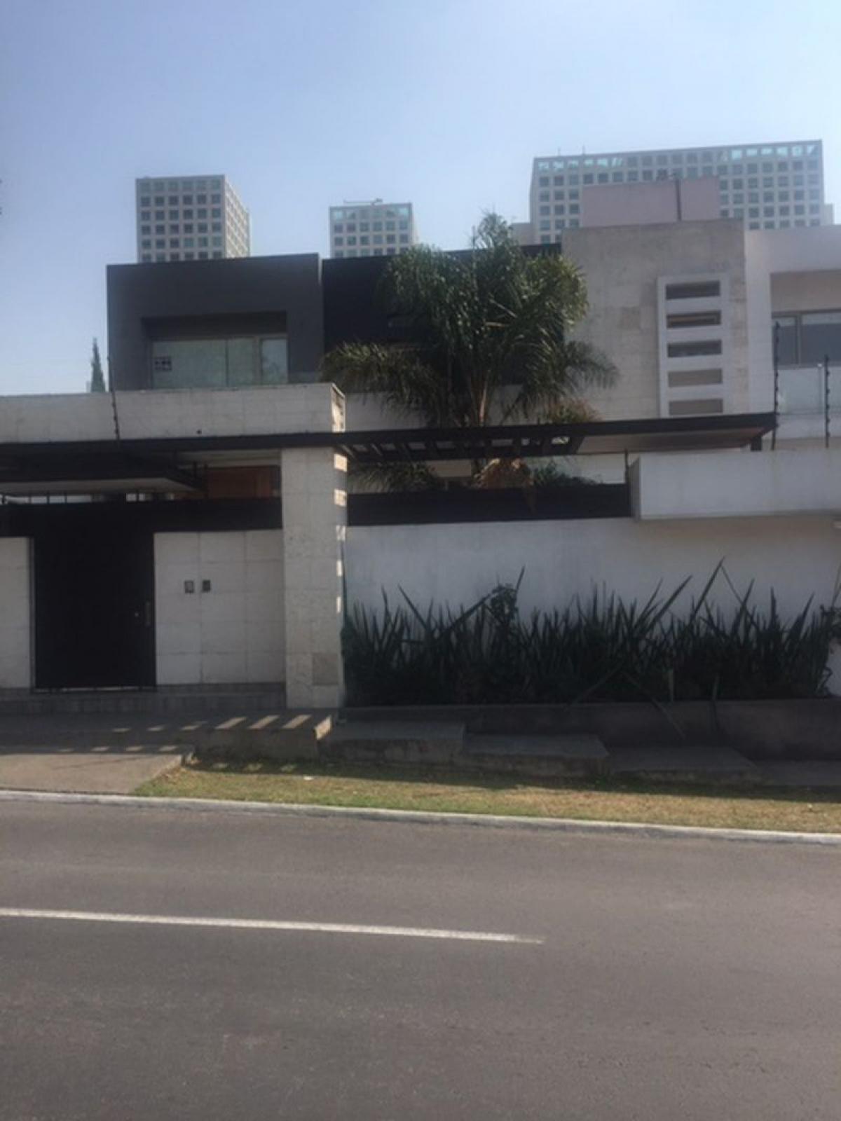 Picture of Home For Sale in Cuajimalpa De Morelos, Mexico City, Mexico
