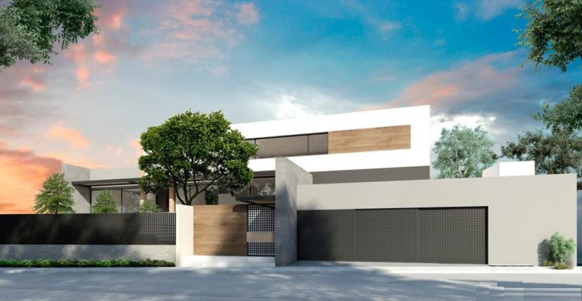 Picture of Home For Sale in San Pedro Garza Garcia, Nuevo Leon, Mexico