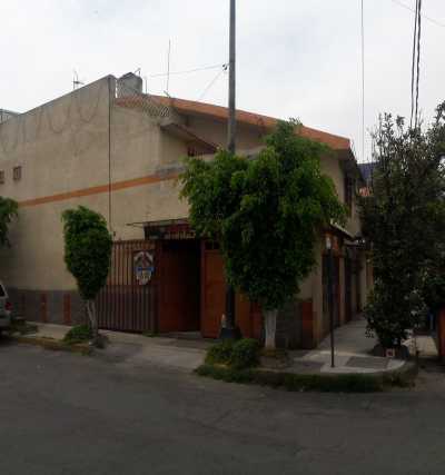 Home For Sale in Iztapalapa, Mexico