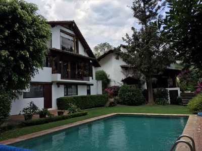 Other Commercial For Sale in Valle De Bravo, Mexico