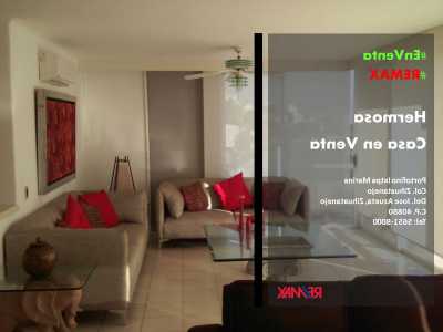 Other Commercial For Sale in Zihuatanejo De Azueta, Mexico