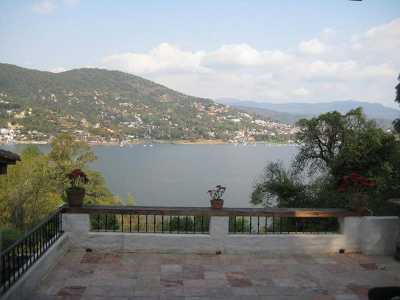 Other Commercial For Sale in Valle De Bravo, Mexico